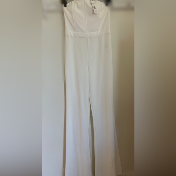 Alice + Olivia NWT white Laverne jumpsuit size 2 - Picture 5 of 11